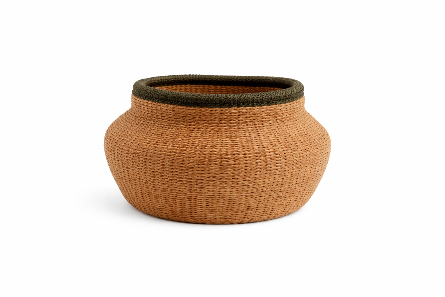 Handwoven basket with olive rim