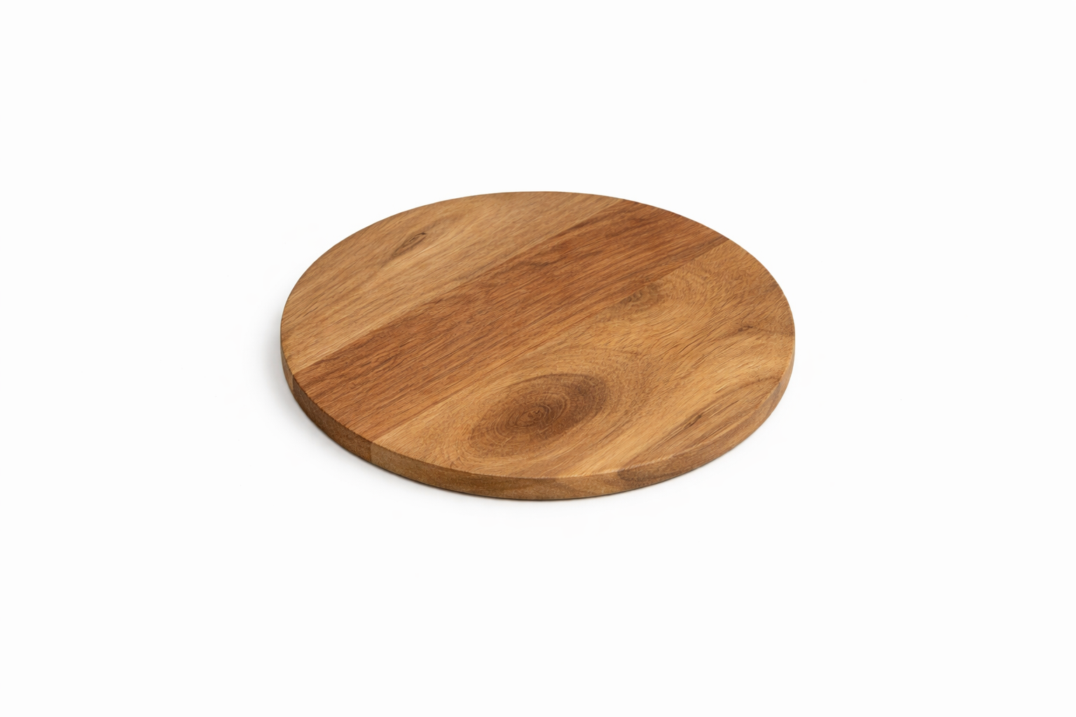 Round wood cutting board